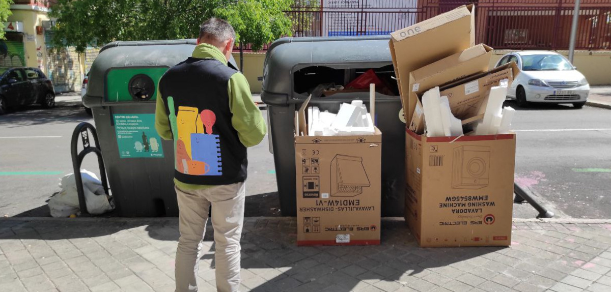 Informamos en zonas de alta densidad comercial