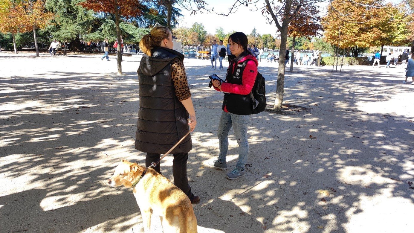 Ponemos en marcha una nueva acción informativa a propietarios y paseadores de mascotas